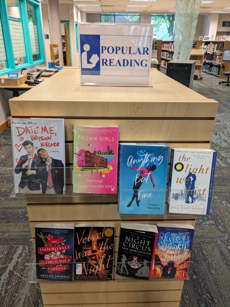 Popular Reading cart in library